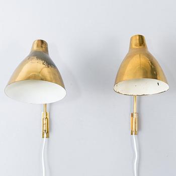 LISA JOHANSSON-PAPE, seinävalaisinpari, malli 3055, Stockmann Orno 1900-luvun puoliväli.