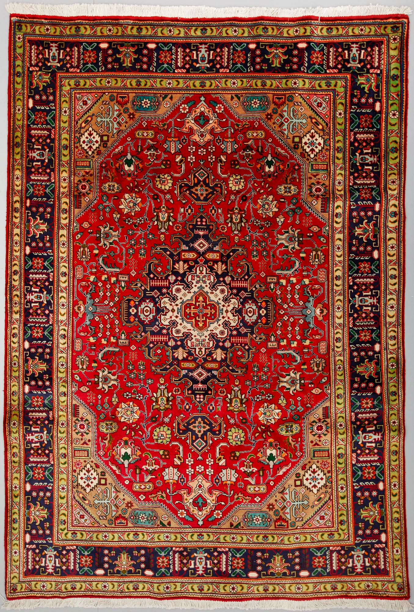 MATTA, orientalisk, ca 293 x 196 cm.
