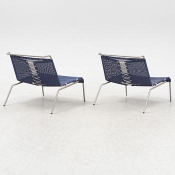 A pair of patio lounge chairs from Classic Garden, late 20th Century.