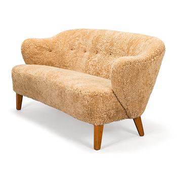Flemming Lassen, a sofa, manufactured by Asko 1952-1956.