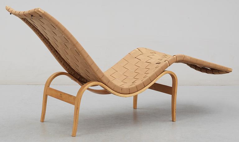 A Bruno Mathsson reclining chair, produced by Karl Mathsson in 1940's.