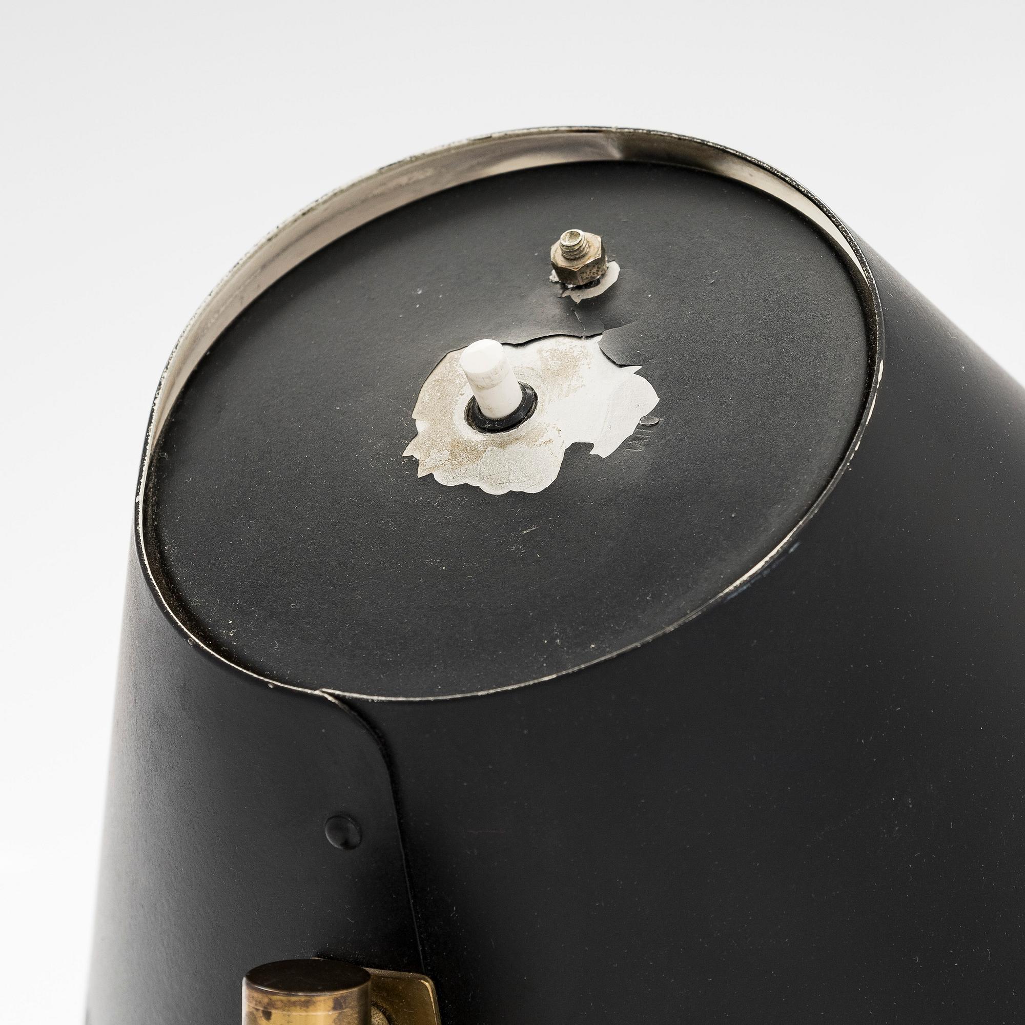 Paavo Tynell, a Mid-20th Century table lamp, model 9227 for Taito / Idman.