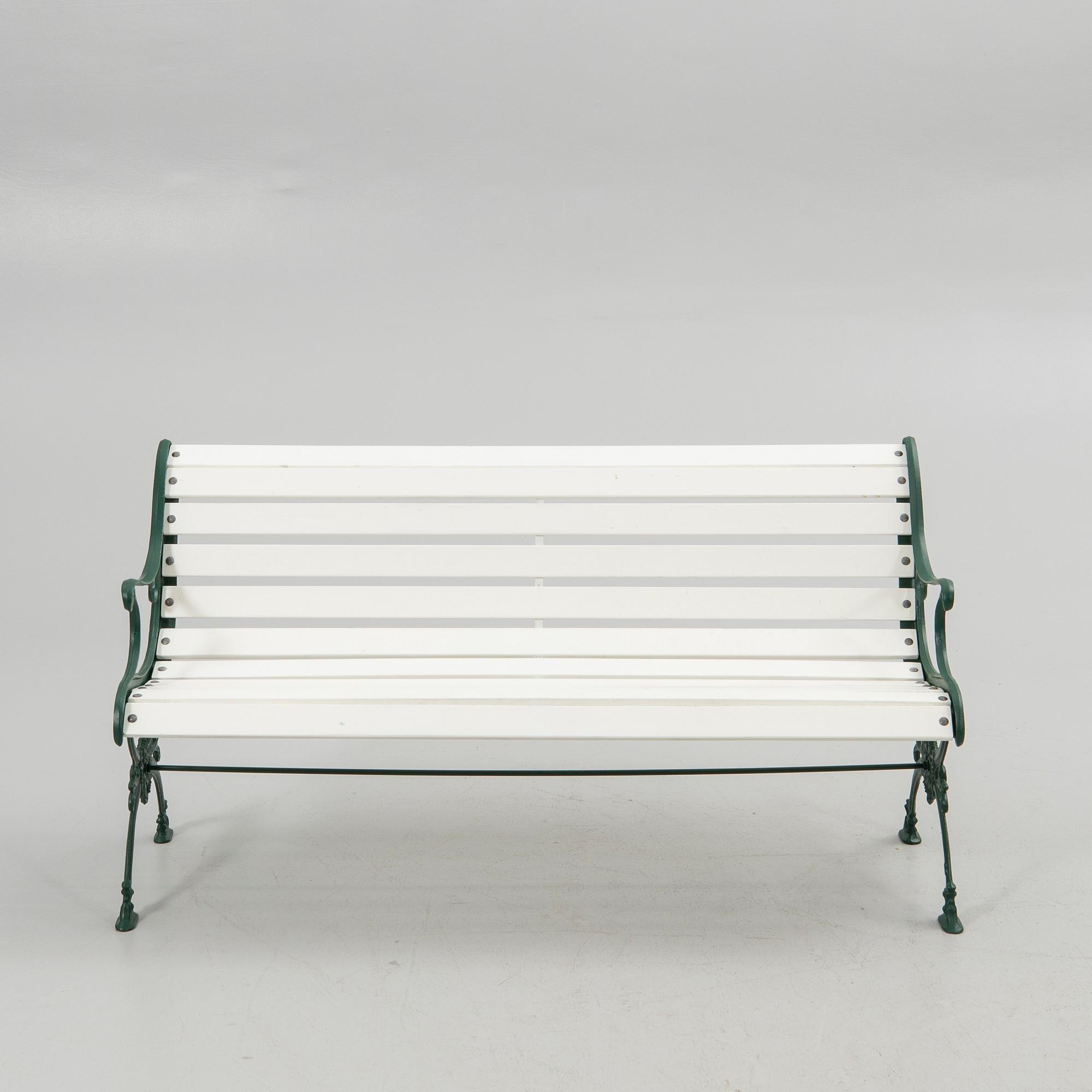 Garden group, 4 pieces, second half of the 20th century.