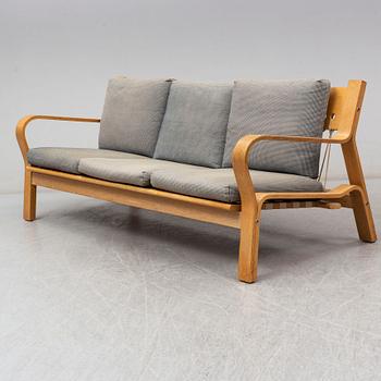 HANS J WEGNER, fåtölj och soffa, "GE-271", Getama, Gedsted, Danmark.