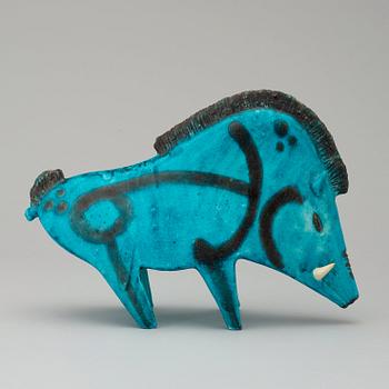 A Bruno Gambone ceramic sculpture of a boar, Italy 1960's.