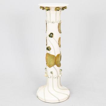 Thure Öberg, pedestal, manufacturer Arabia 1910.