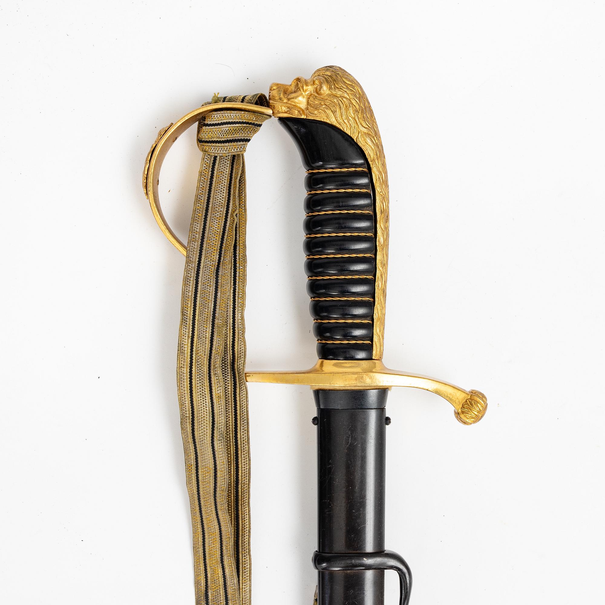 Sabel, svensk, m/1899 för officer, med balja.