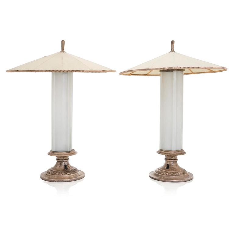 Birger Hahl, a pair of Art Déco Table lights, Finland 1920s.