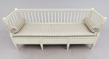 SOFFA, gustaviansk, omkring år 1800.