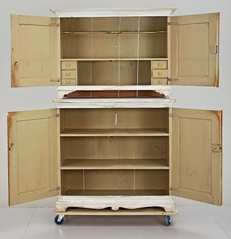 SERVERINGSSKÅP, sengustaviansk stil, 1800-tal.