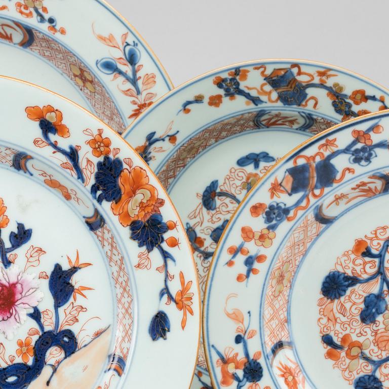 TWO CHINESE QIANLONG PLATES.