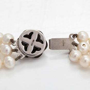 Pärlcollier, 3-radigt, odlade pärlor och sterlingsilver.