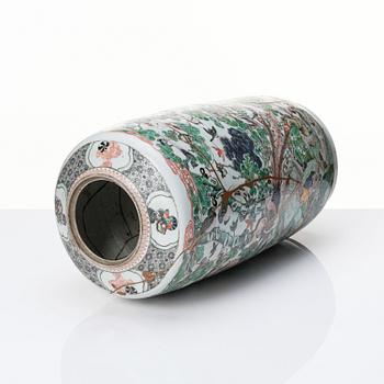 Vas, porslin. Kina, Qingdynastin, Kangxi (1662-1722).