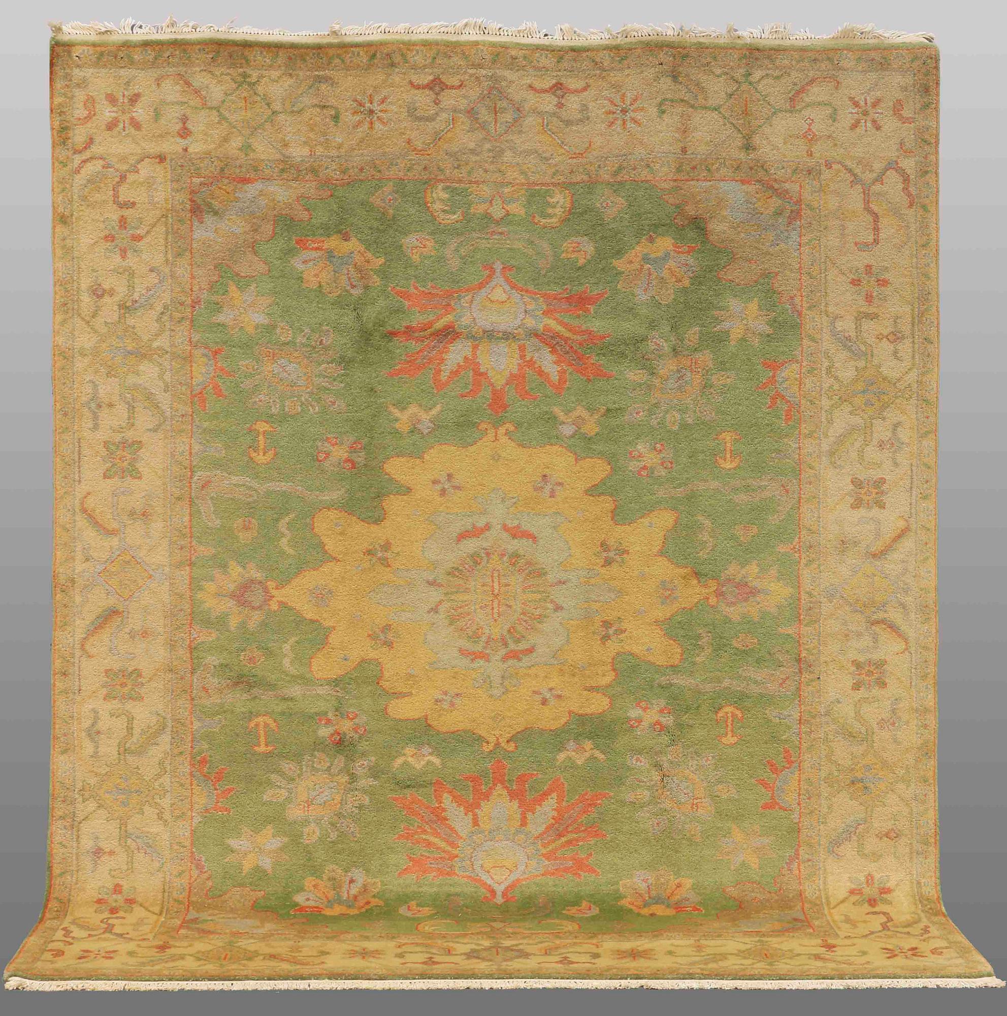 MATTA, Orientalisk, ca 298 x 243 cm.