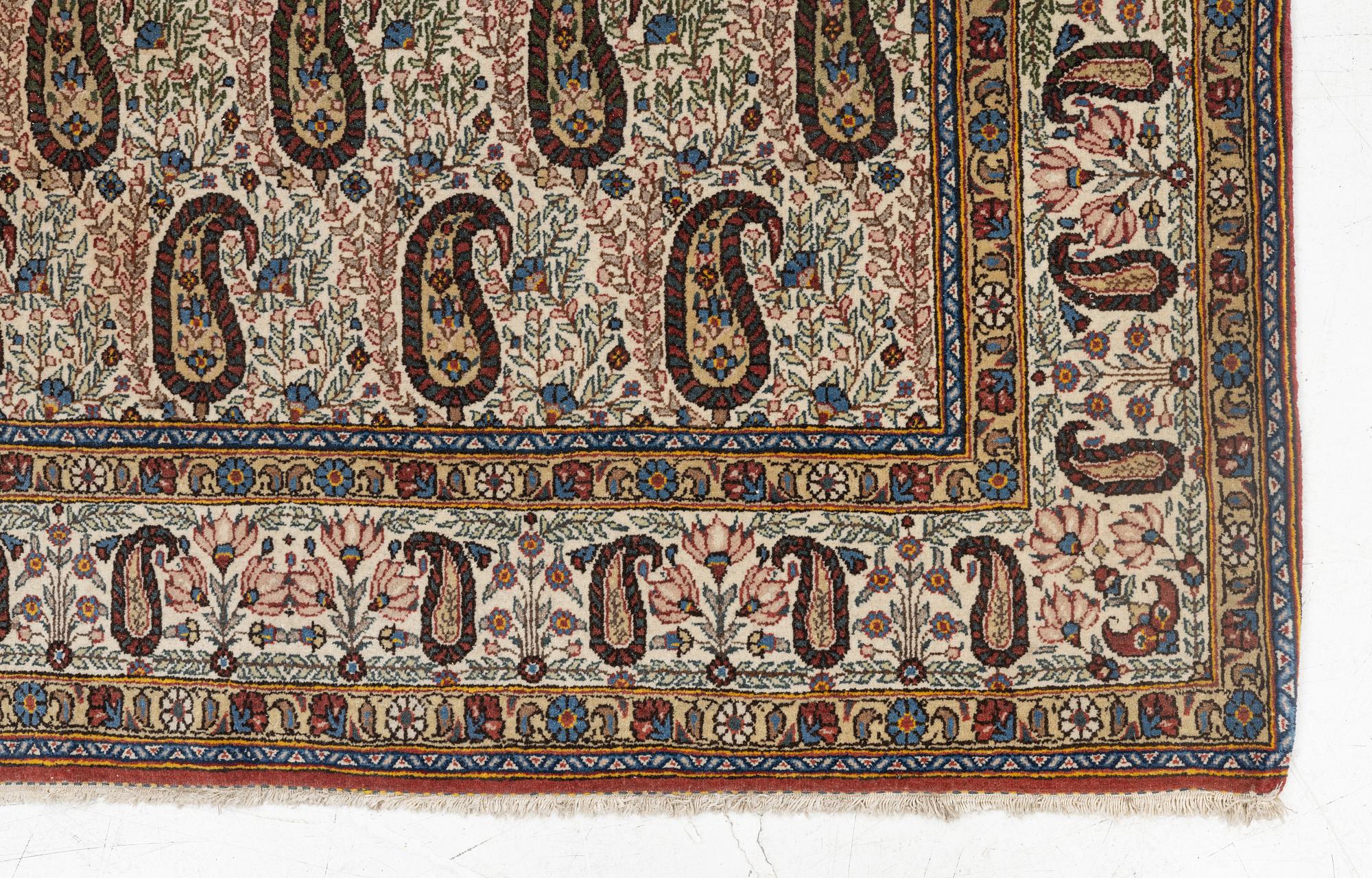 Matta, Ghom, ca 211 x 135 cm.