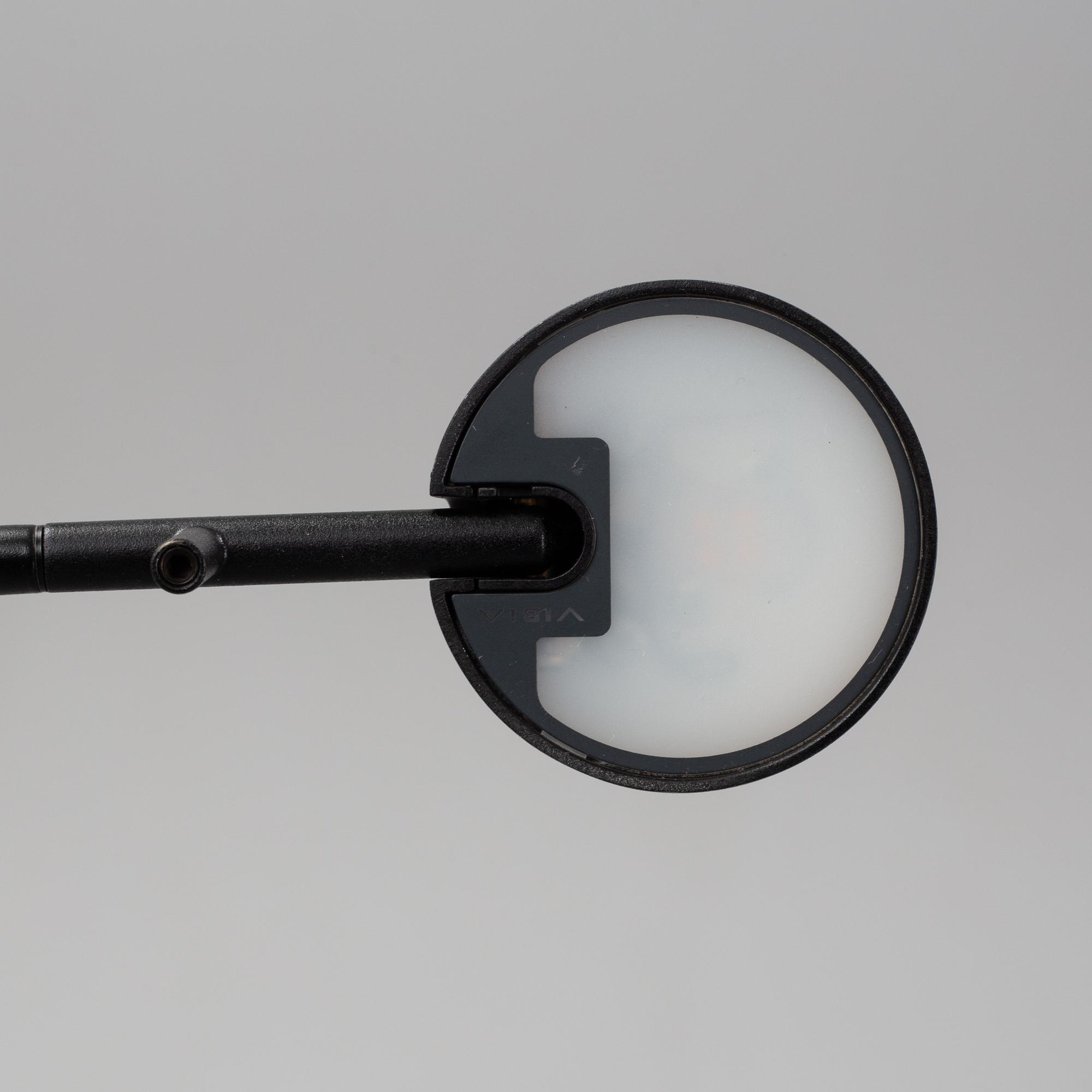 Ichiro Iwasaki, "Pin" golvlampa, Vibia, 2000-tal.