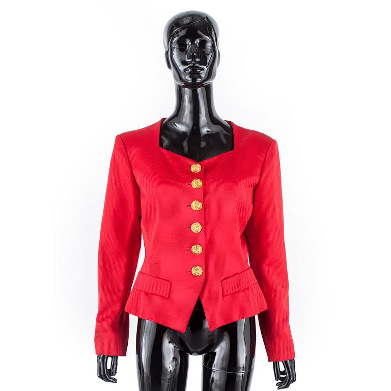 KAVAJ, Yves Saint Laurent, 1900-talets tredje kvartal.