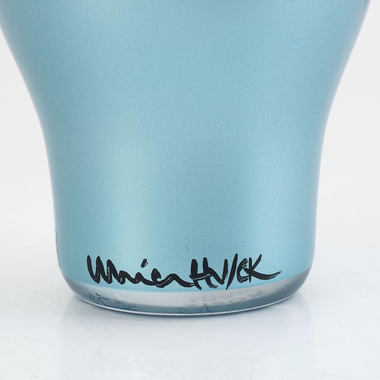 Ulrica Hydman-Vallien, vase, from the "Open Minds" series, Kosta Boda, numbered.