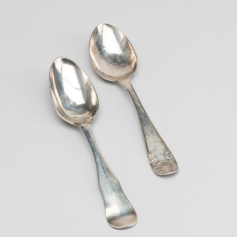 TWO SILVER SWEDISH SILVER SPOONS, 1779 AND 1858.