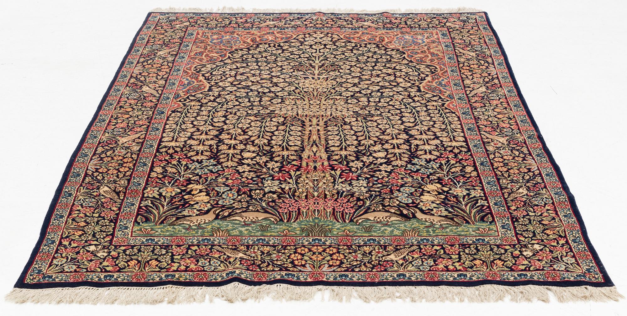 Carpet, Kirman, "Tree of Life", Approx. 245 x 148 cm.