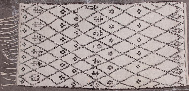 MATTA, nomadmatta, Artek, 1900-talets senare hälft. Ca 375 x 195 cm.