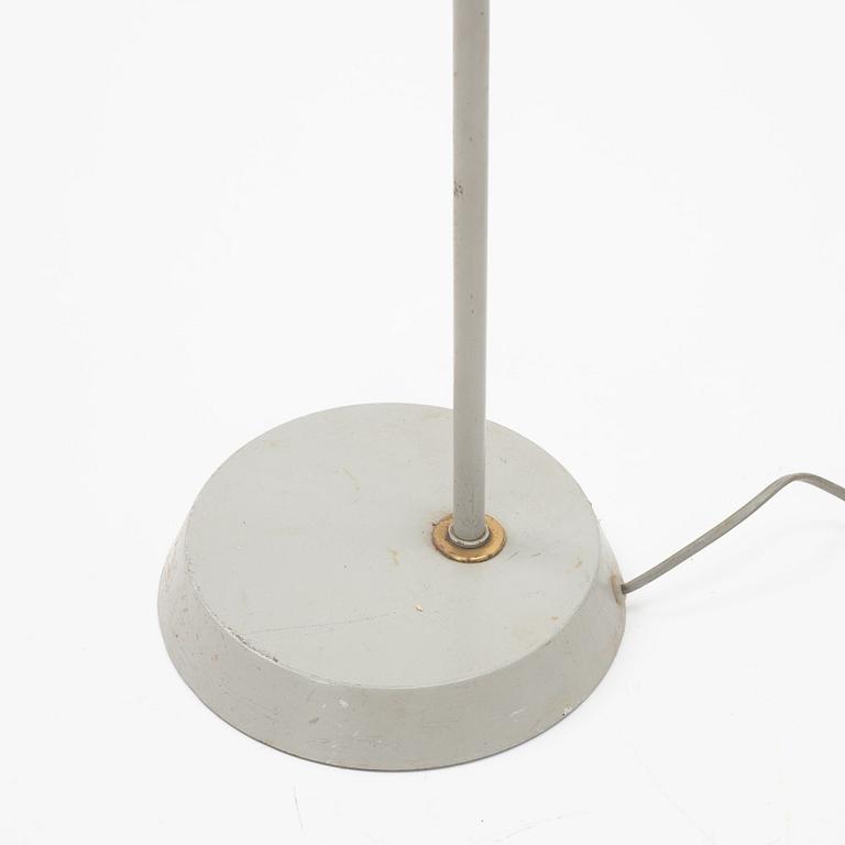 A model 7411 floor light, Boréns, mid 20th Century.