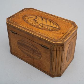 A late gustavian wooden tea box, early 19th century.