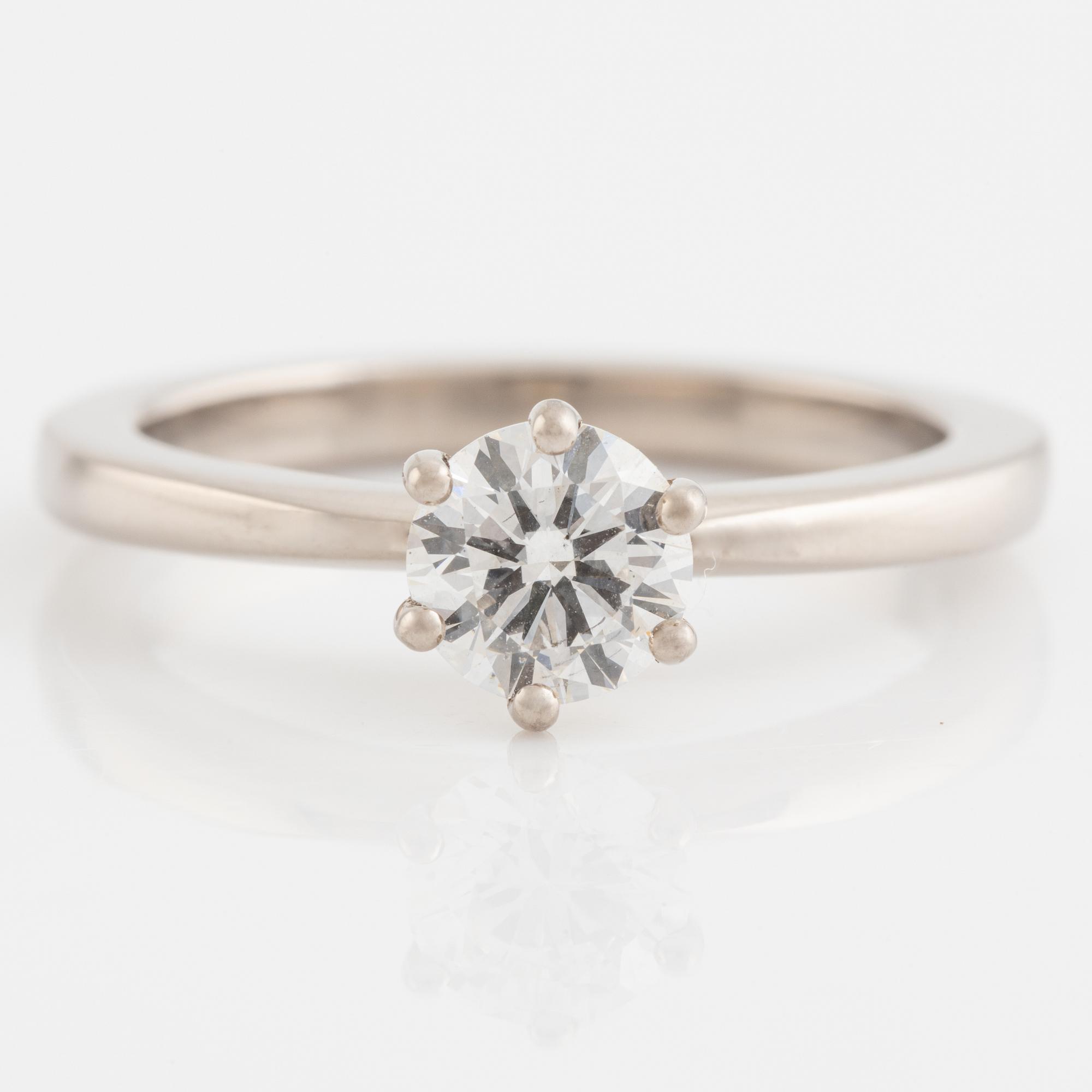 Brilliant cut diamond solitaire ring, accompanied by GIA dossier.