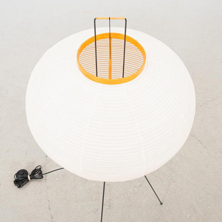 Isamu Noguchi, floor lamp, "Akari 10A", Vitra. The model designed in 1951.