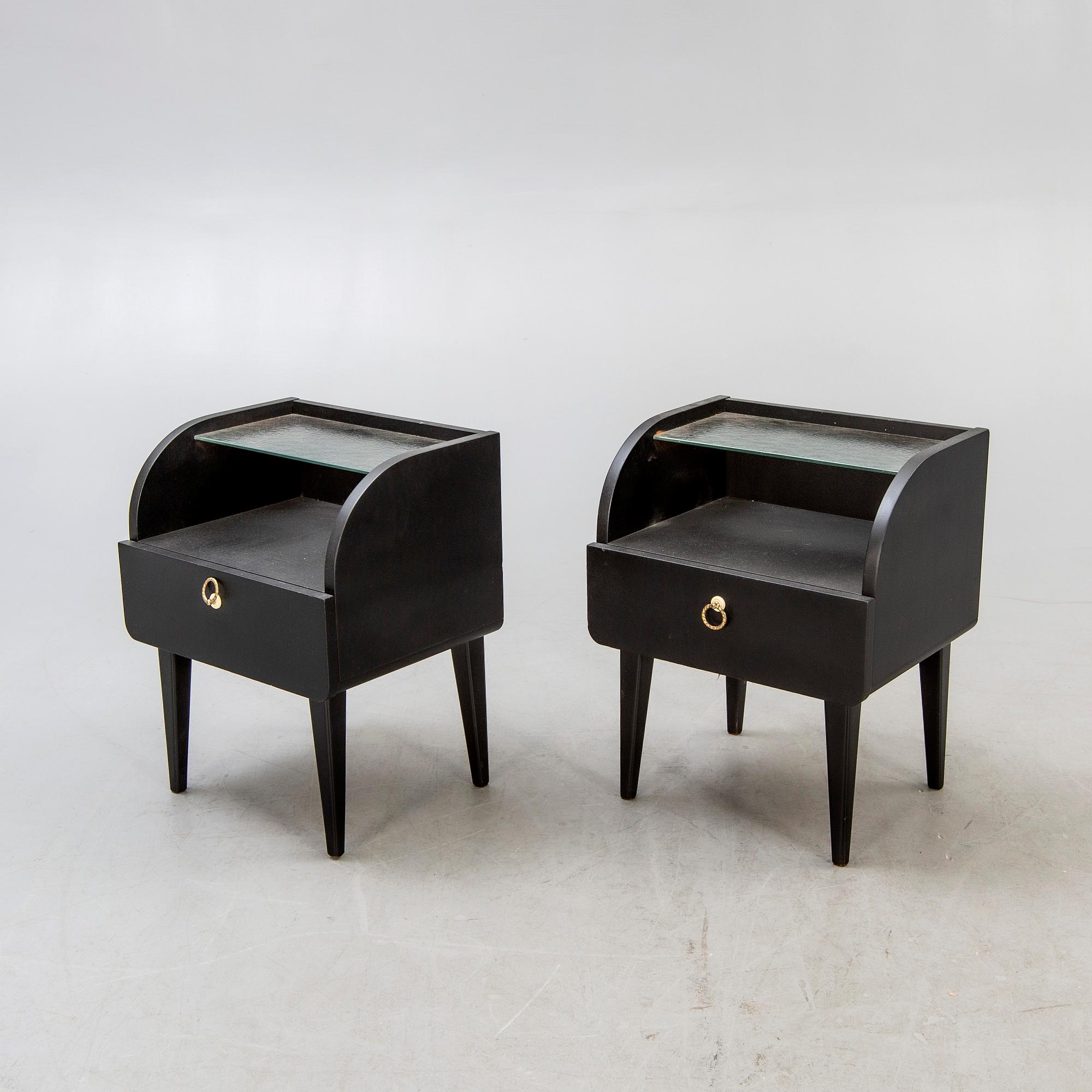 Sängbord, ett par, 1950-tal.