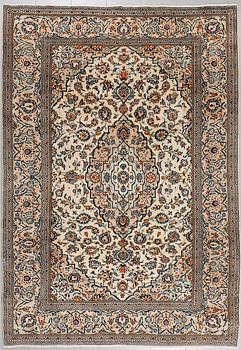 A Keshan rug, ca 286 x 200 cm.