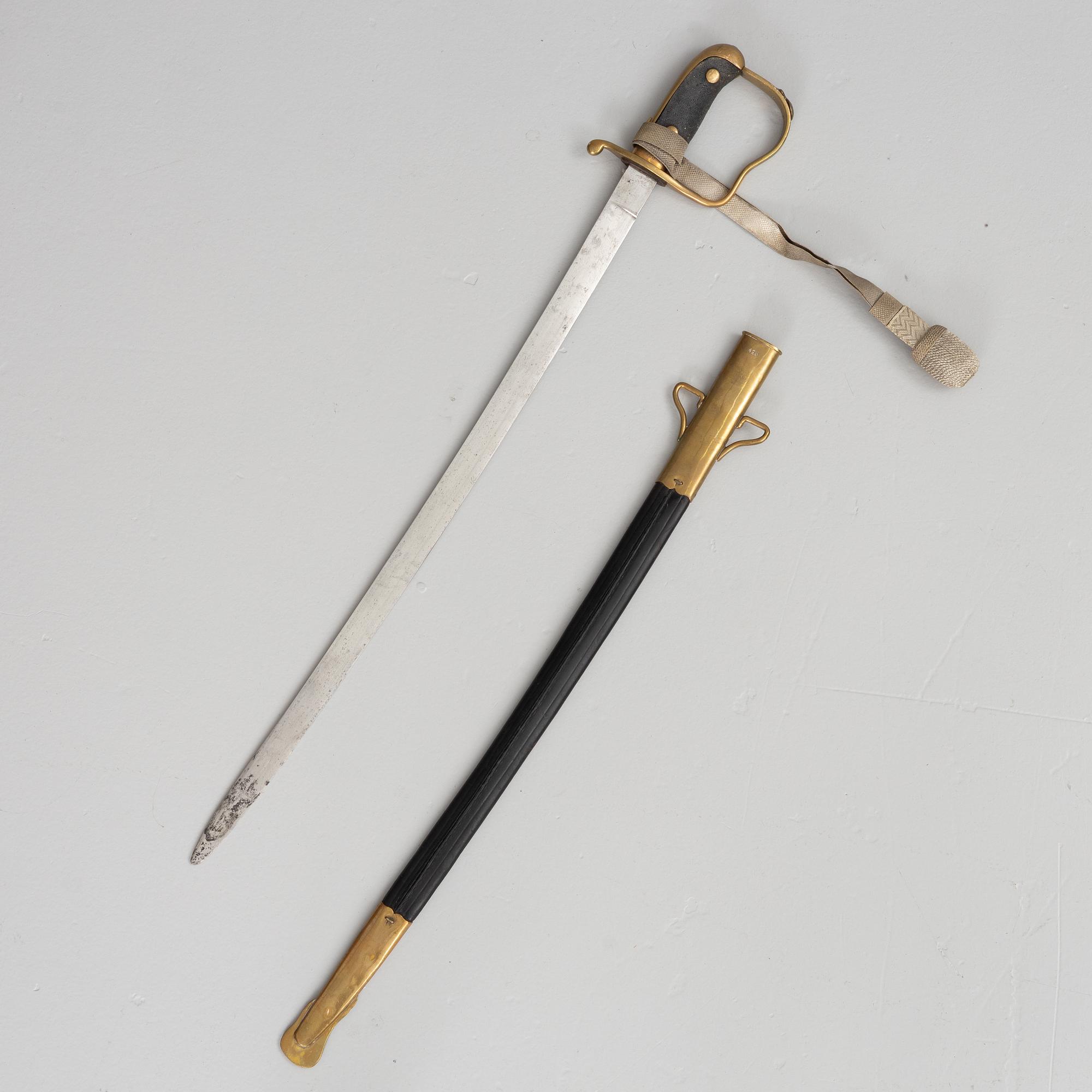 Polissabel, 1900-talets början, med balja.