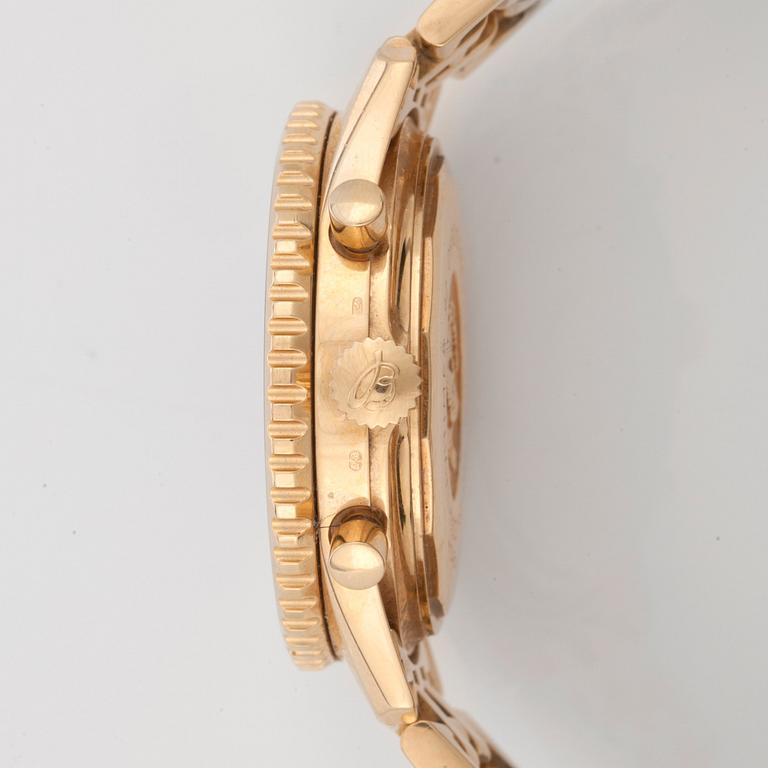 A Breitling Navitimer Airborne men's wrist watch. Self winding (Automatic). Chronograph. Serial no K33030, 0146.