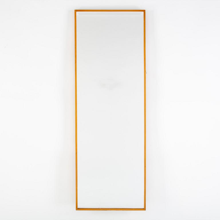 A late 20th Century mirror.