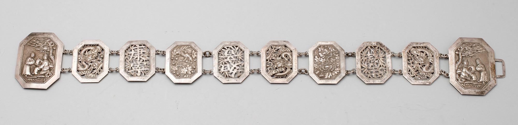 BÄLTE, silver, orientaliskt. Vikt 111 g.