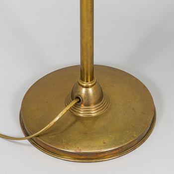 Pöytävalaisin / kirjoituspöydänvalaisin, noin 1900.