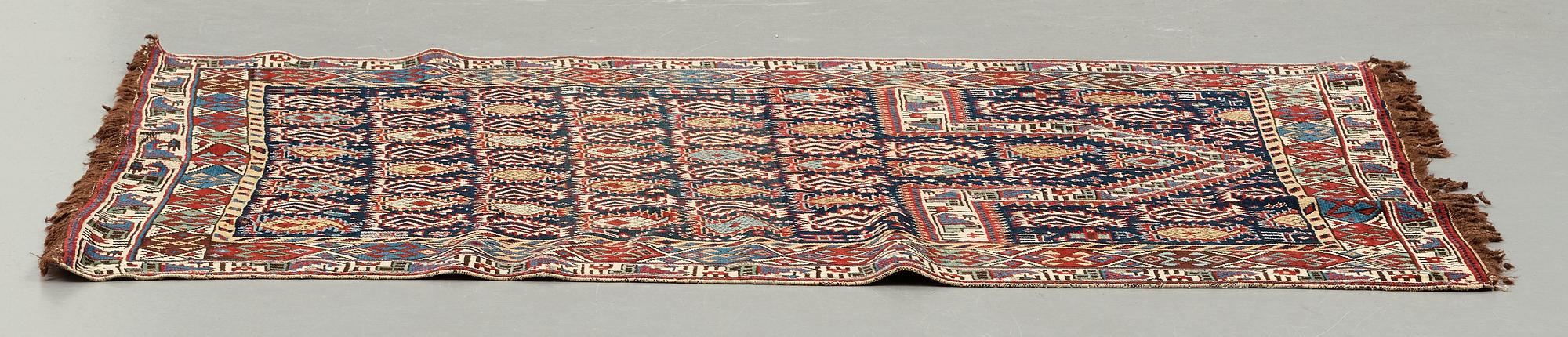 MATTO, an antique Marasali prayer rug, 19th century, ca 151 x 119 cm.