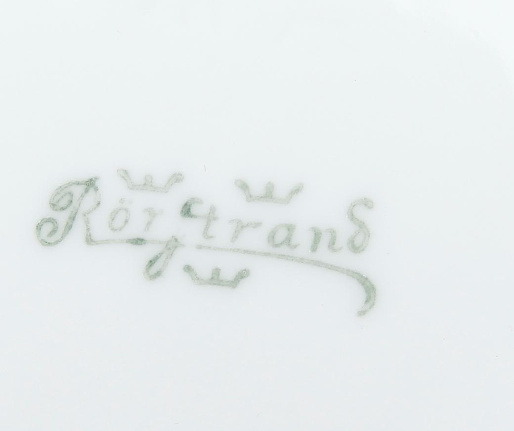 TALLRIKAR, 18 st, porslin, "Liljor", Alf Wallander, Rörstrand, sekelskiftet 1900.