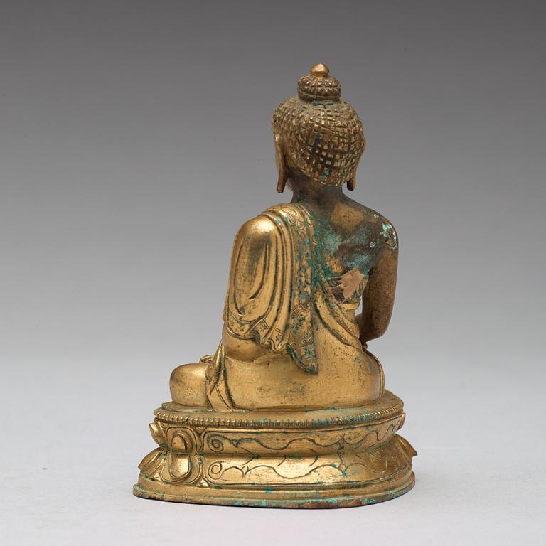 Two copper alloy figures of buddha, Sino-Tibetan, circa 1900.