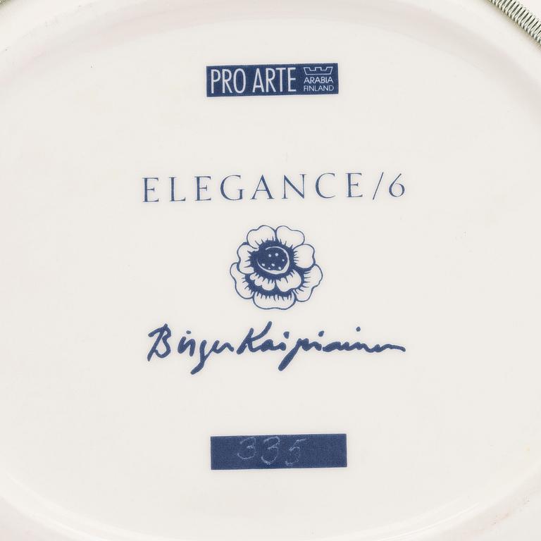 Birger Kaipiainen, A decorative porcelain dish, 'Elegance/6', numbered 335. Pro Arte, Arabia.