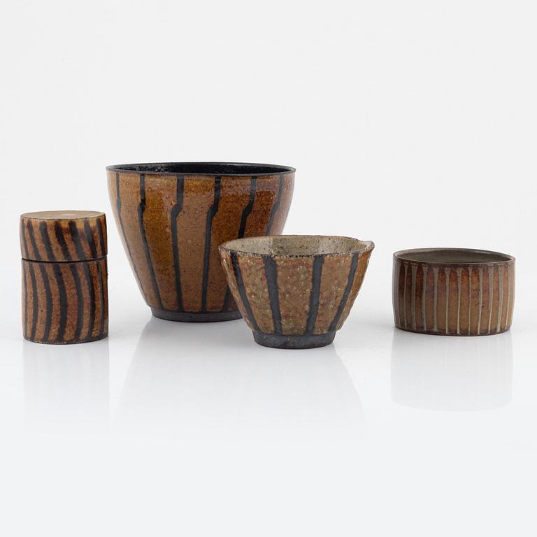 Kirsten Sloth, ask med lock, skål och vaser, 2 st, egen verkstad, Danmark, 1900-talets senare del.