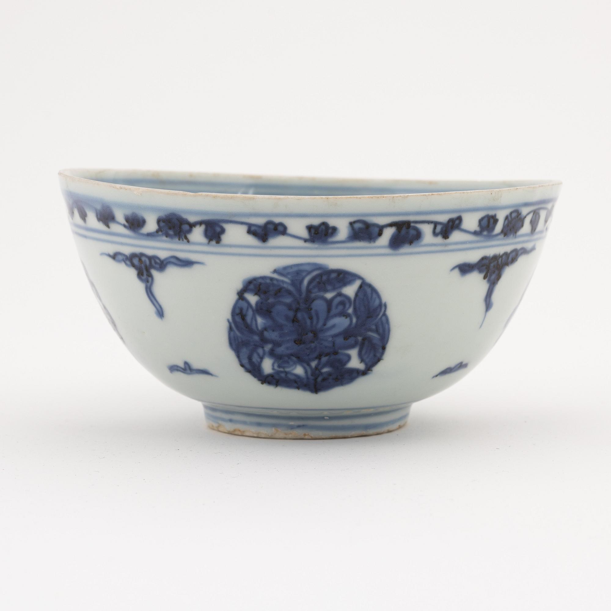 A blue and white bowl, Ming dynasty (1368-1644).