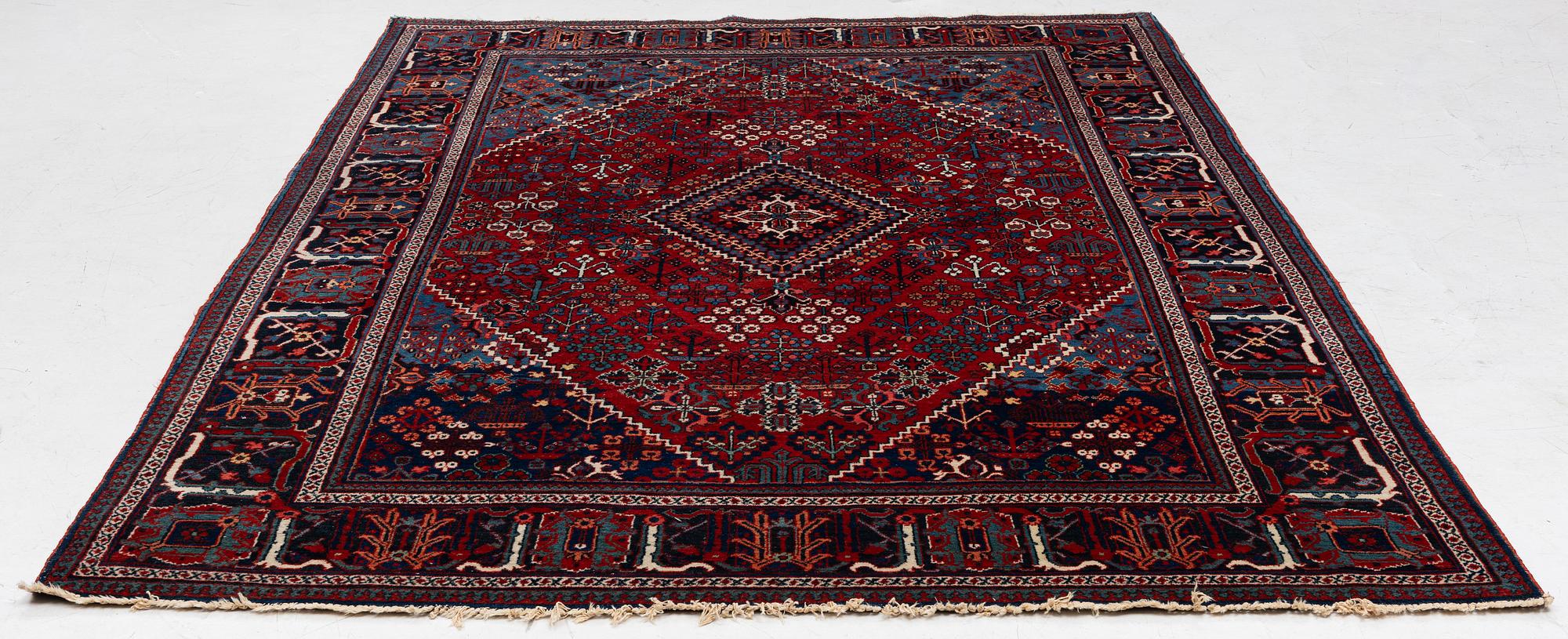 Carpet, Josaghan antique, approx. 330 x 217 cm.