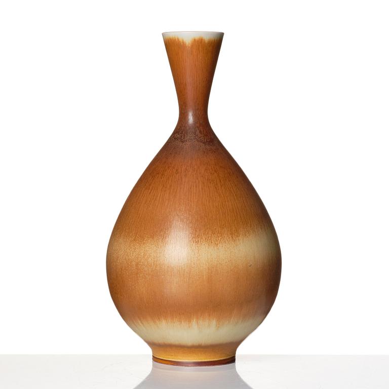 Berndt Friberg, a stoneware vase, Gustavsberg studio, Sweden 1964.