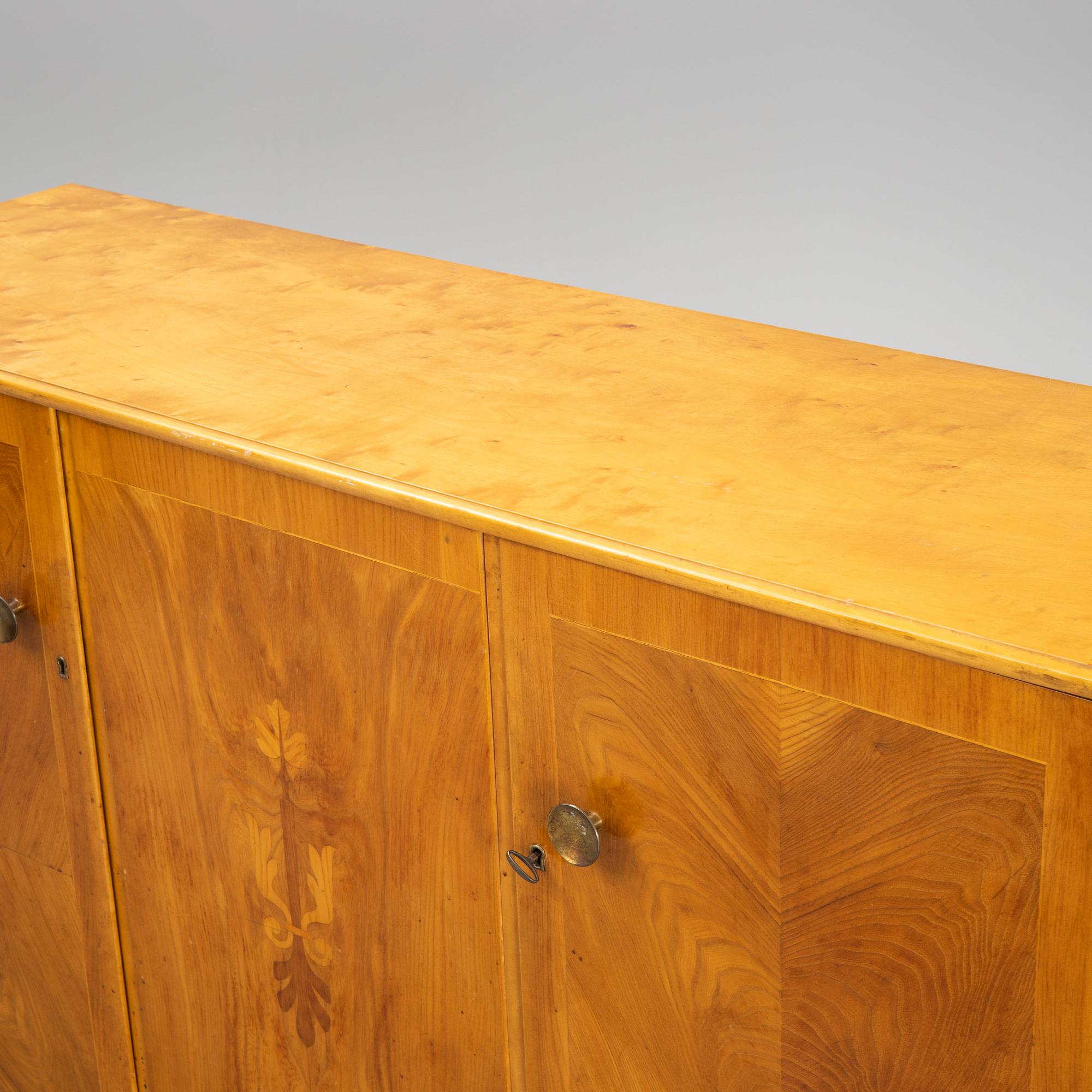 An elm sideboard, 1940's.