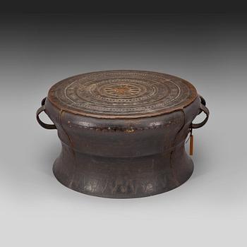 267. An archaistic bronze drum, presumably Song dynasty (960-1279).