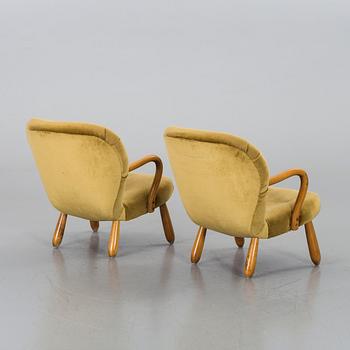 A pair of armchairs attributed to PHILIP ARCTANDER, 'Clam Chair'/'Muslinge', 1940's/50's.