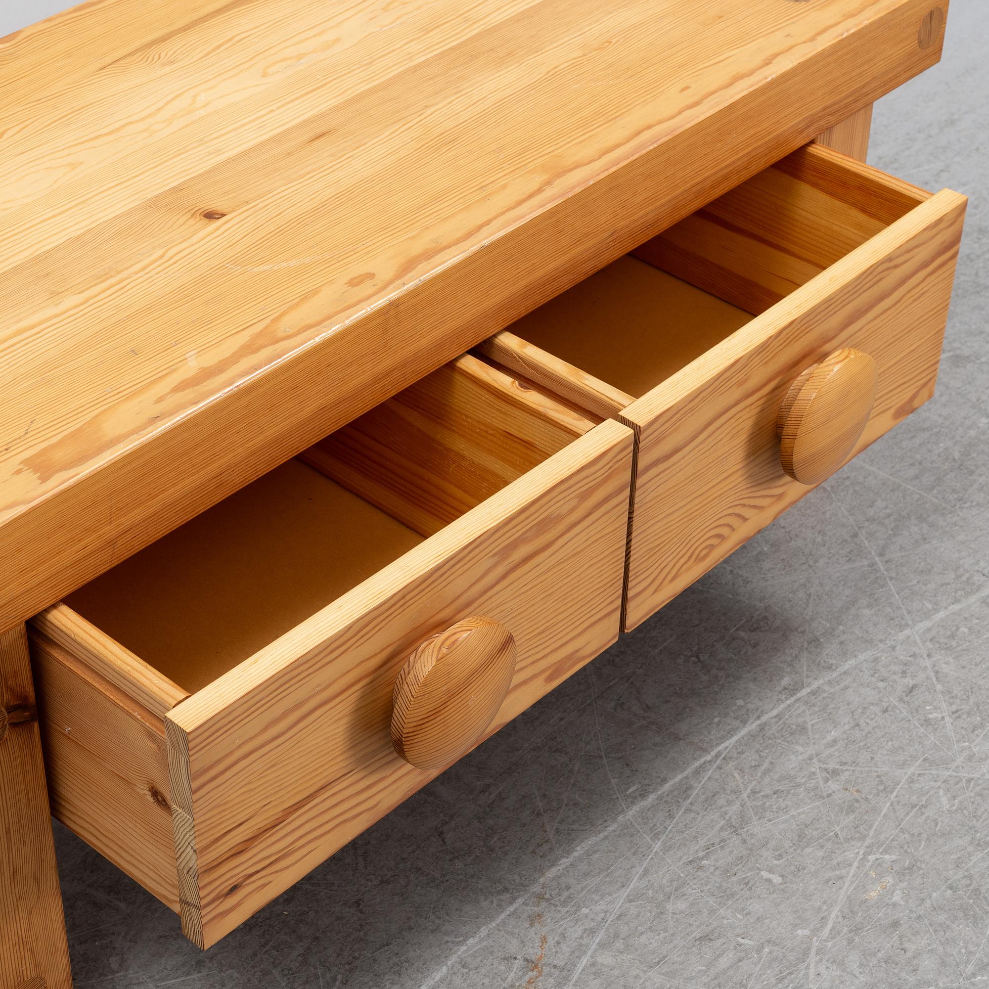 A pine 'Ruben II' chest of drawers by Ruben Ward, AB Nybrofabriken, Fröseke, model launched 1973.