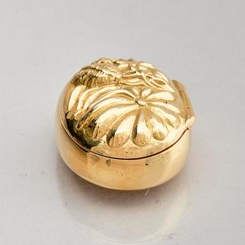 Olle Ohlsson, an 18k gold box, Stockholm, Sweden 1978.