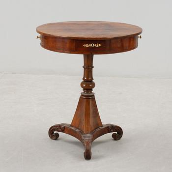 BORD, empire, 1800-talets första hälft.